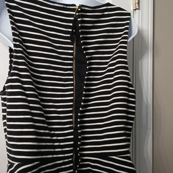 J Crew black white stripe sleeveless blouse full zipper back Sz L EUC - Picture 5 of 6